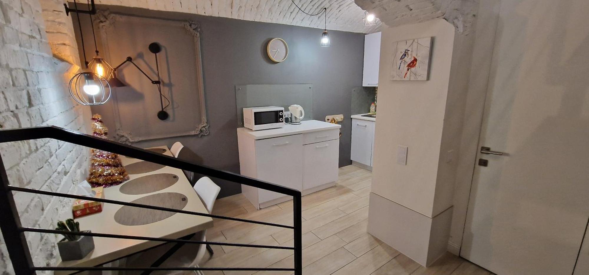 Чорно -Білий Люкс В Центрі Apartment ลวีฟ ภายนอก รูปภาพ